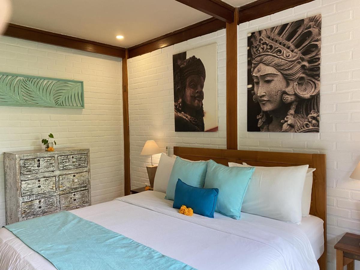 Hotel The Palms 2*