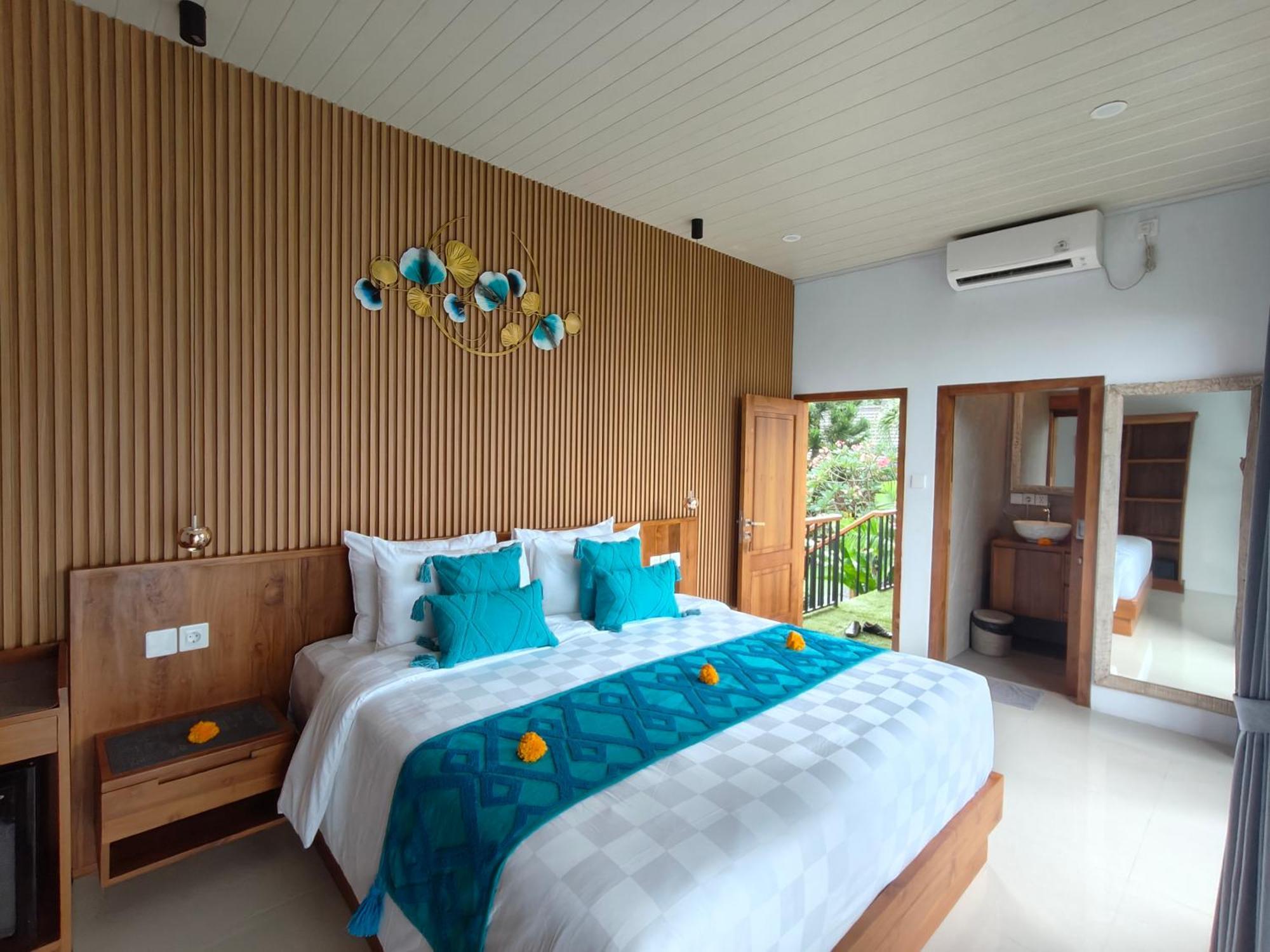 The Palms Hotel 2*